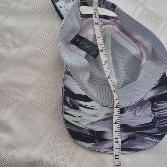 Lululemon Athletica Fast and Free Run Cap One Size - Picture 5 of 16